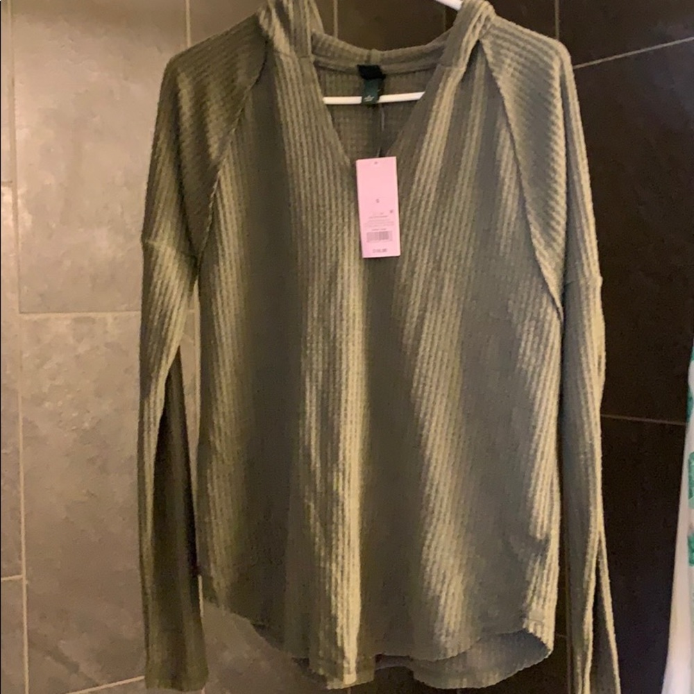 Sweater/Shirt.